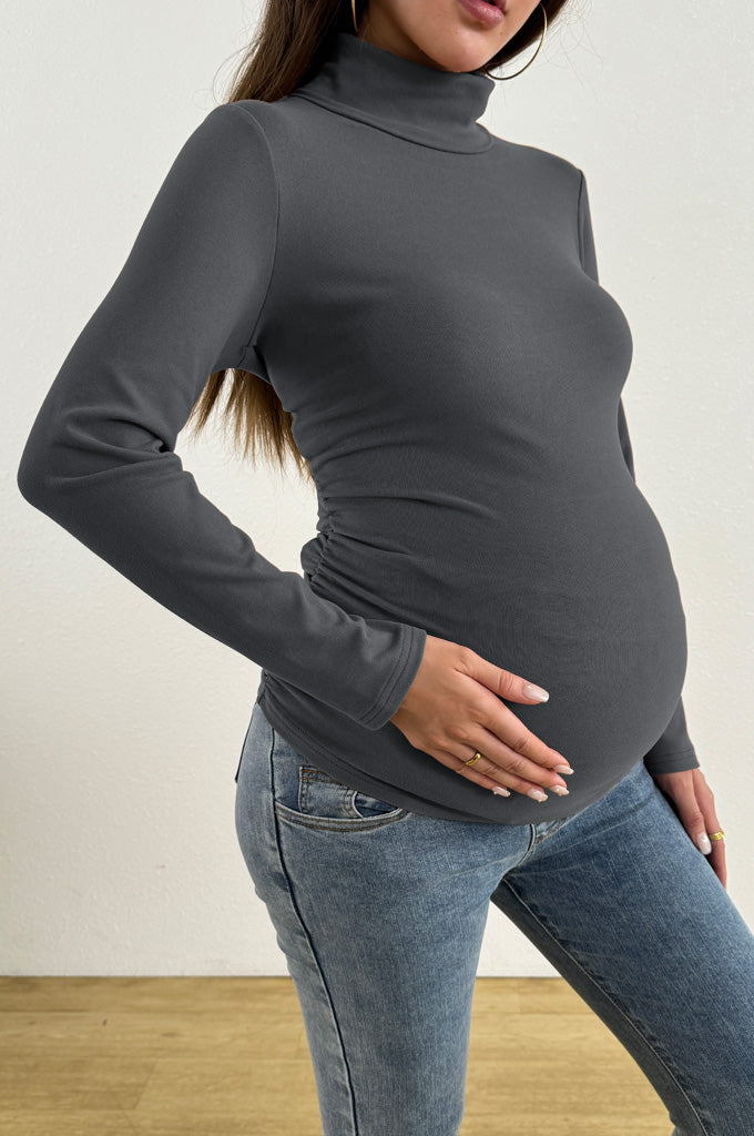 Bearsland Long-sleeved High-neck Maternity Top